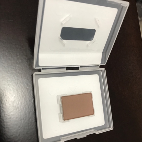 Mary Kay Makeup palette 💕🌸 - Picture 5 of 7